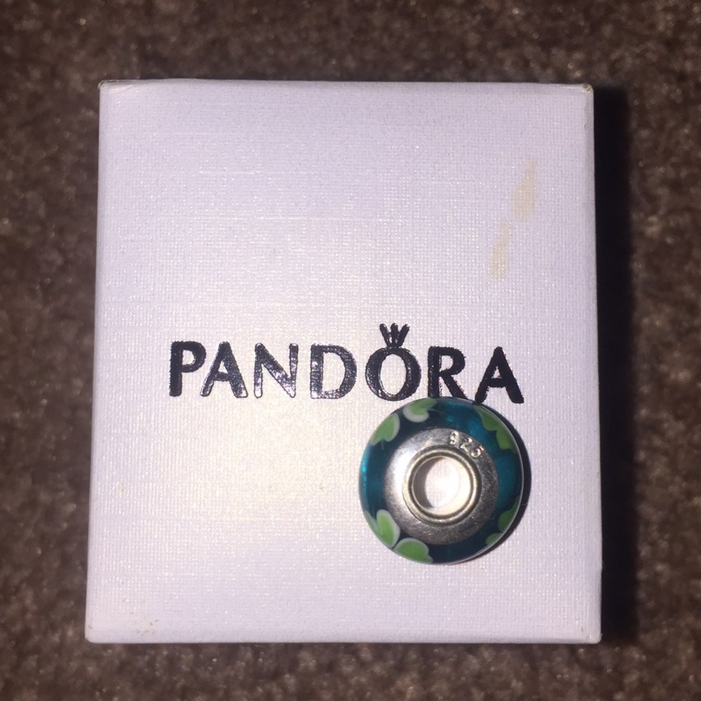 Shamrock pandora charm